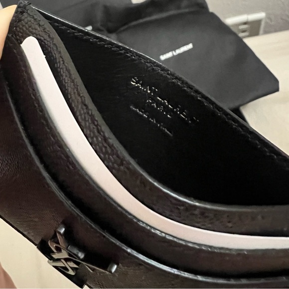 NEW in box. YSL Saint Laurent Black on Black grained leather cardholder - Picture 5 of 7
